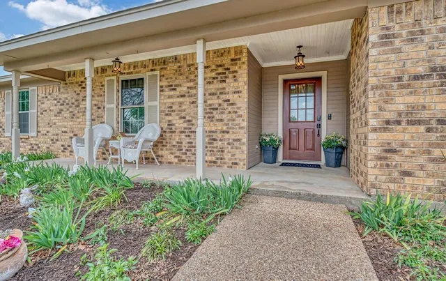 $335,000 | 1065 Dendron Drive, Hewitt, TX 76643