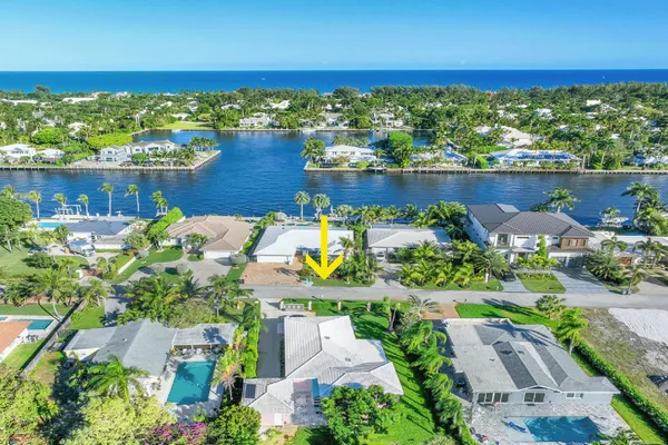 $7,000 | 3216 Karen Drive, Delray Beach, FL 33483