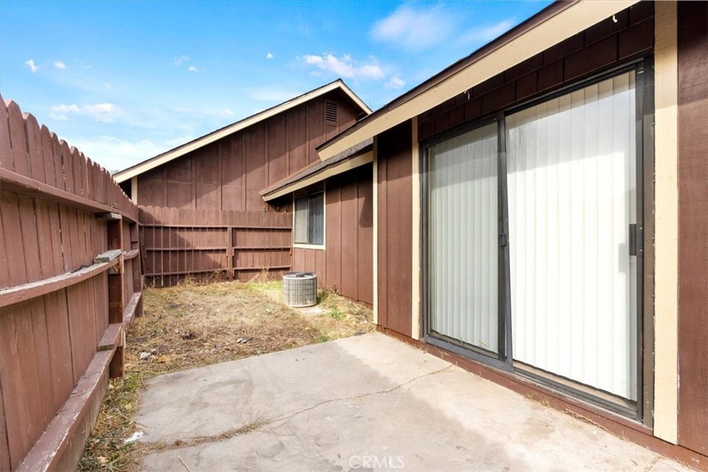 2 Village Lane Tehachapi, CA 93561 - Photo 26 of 32 a view of backyard of house