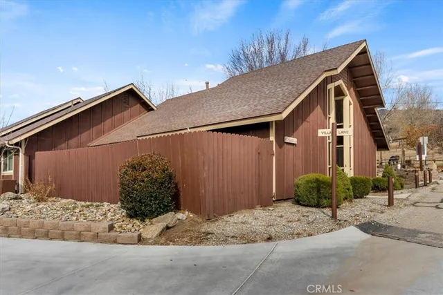 $210,000 | 2 Village Lane, Tehachapi, CA 93561