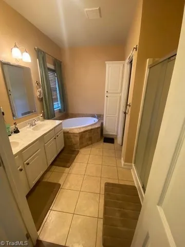 $1,400,000 | 3186 Silas Creek Road, Lansing, NC 28643