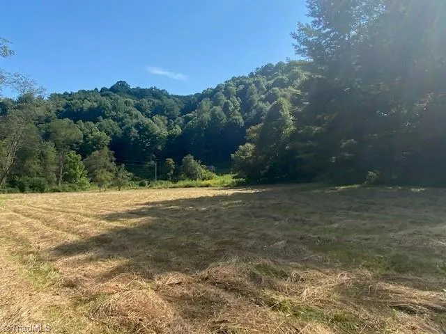 $1,400,000 | 3186 Silas Creek Road, Lansing, NC 28643