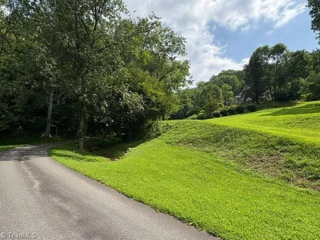 $1,400,000 | 3186 Silas Creek Road, Lansing, NC 28643