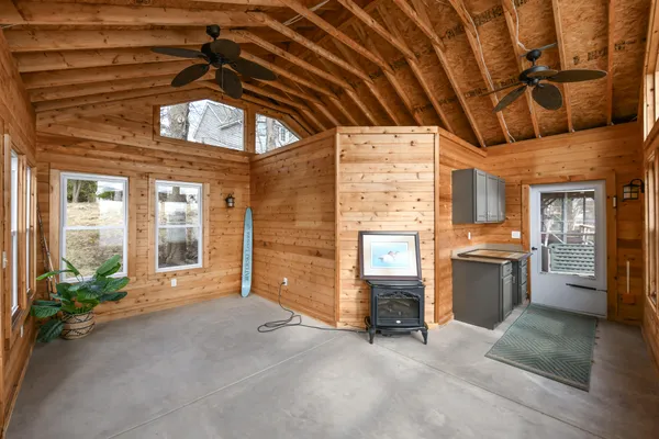 $1,395,000 | S106W20597 North Shore Drive, Muskego, WI 53150