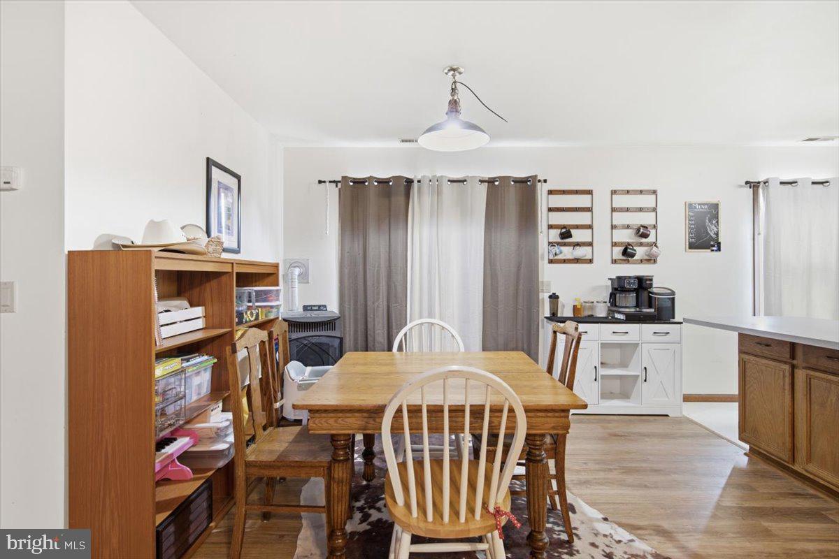 113 Chambers Street Preston, MD 21655 - Photo 6 of 25 05-Dining Area