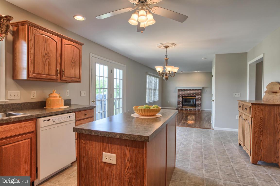 425 Wagonwheel Road Lititz, PA 17543 - Photo 11 of 26