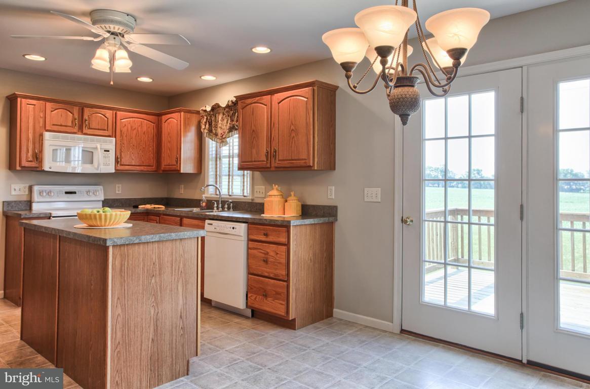 425 Wagonwheel Road Lititz, PA 17543 - Photo 5 of 26