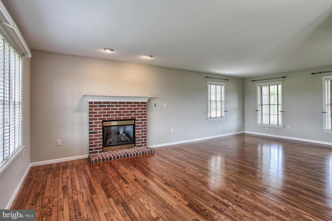 425 Wagonwheel Road Lititz, PA 17543 - Photo 6 of 26
