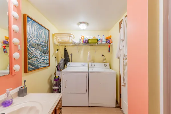 $335,000 | 10 Empire Drive, Egg Harbor Township, NJ 08232