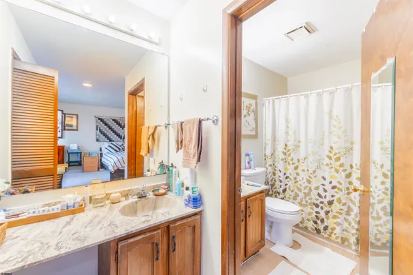 $335,000 | 10 Empire Drive, Egg Harbor Township, NJ 08232