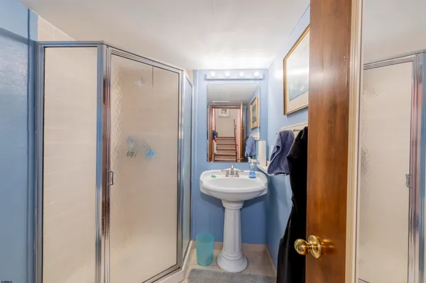 $335,000 | 10 Empire Drive, Egg Harbor Township, NJ 08232