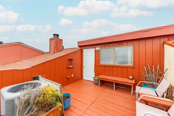 $335,000 | 10 Empire Drive, Egg Harbor Township, NJ 08232