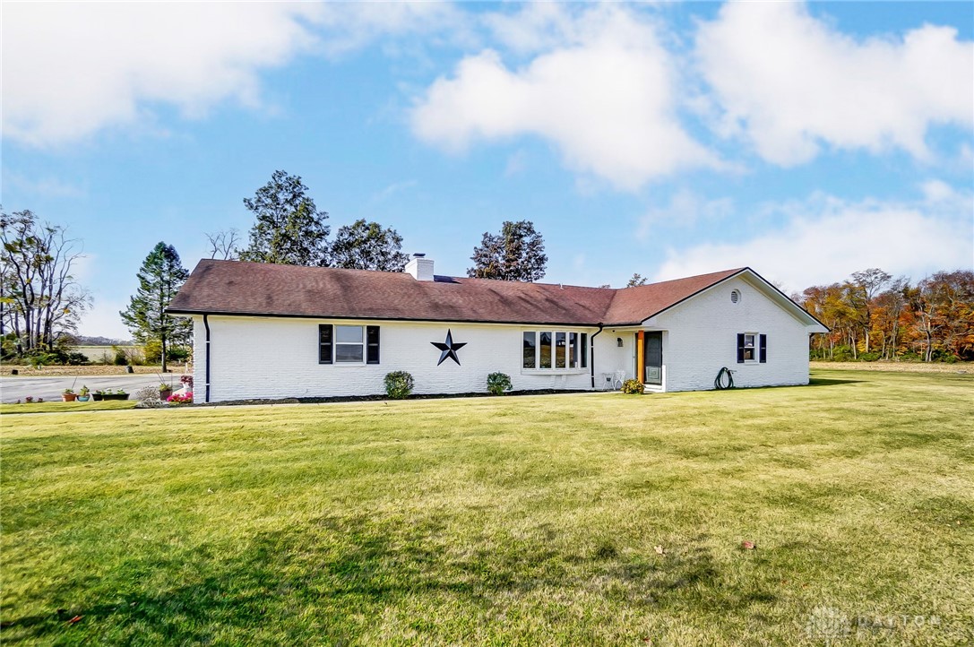 9487 Fox Road Clayton, OH 45315 - Photo 2 of 79 Gallery Image 2