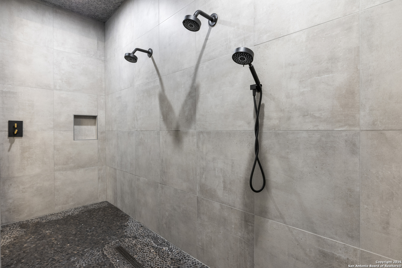 5971 Colin Ridge New Braunfels, TX 78132 - Photo 25 of 52 a bathroom with a shower