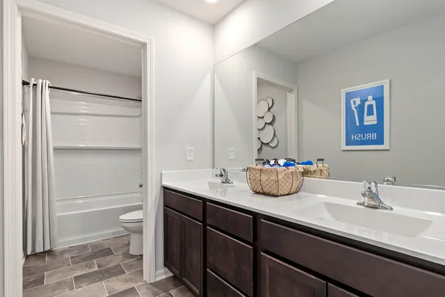 $474,990 | 978 Garnet Lane, Montgomery, IL 60538