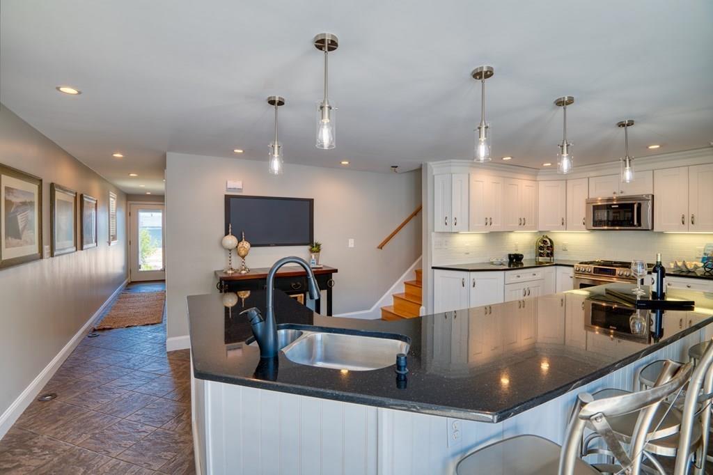 11 Post Island Road Quincy, MA 02169 - Photo 2 of 20 Gallery Image 2