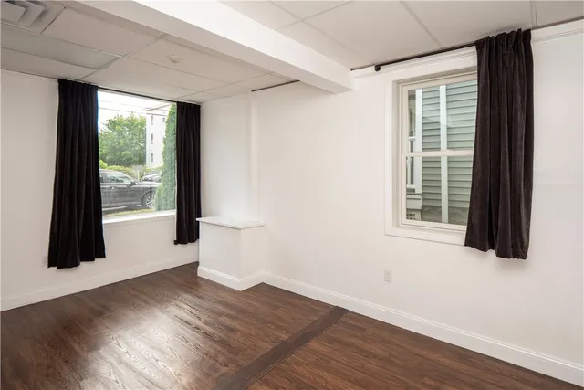 $3,300 | 413 High Street, Bristol, RI 02809