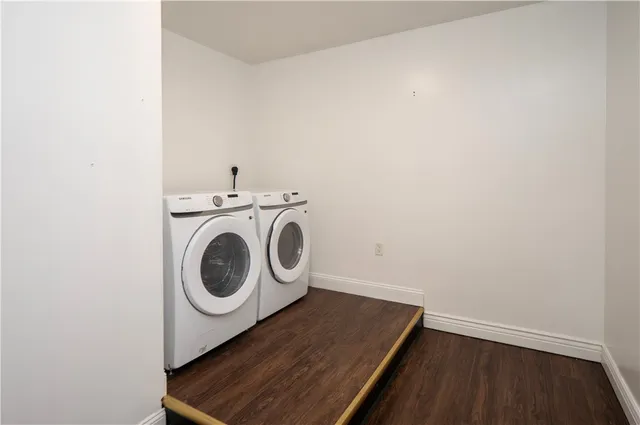 $3,300 | 413 High Street, Bristol, RI 02809