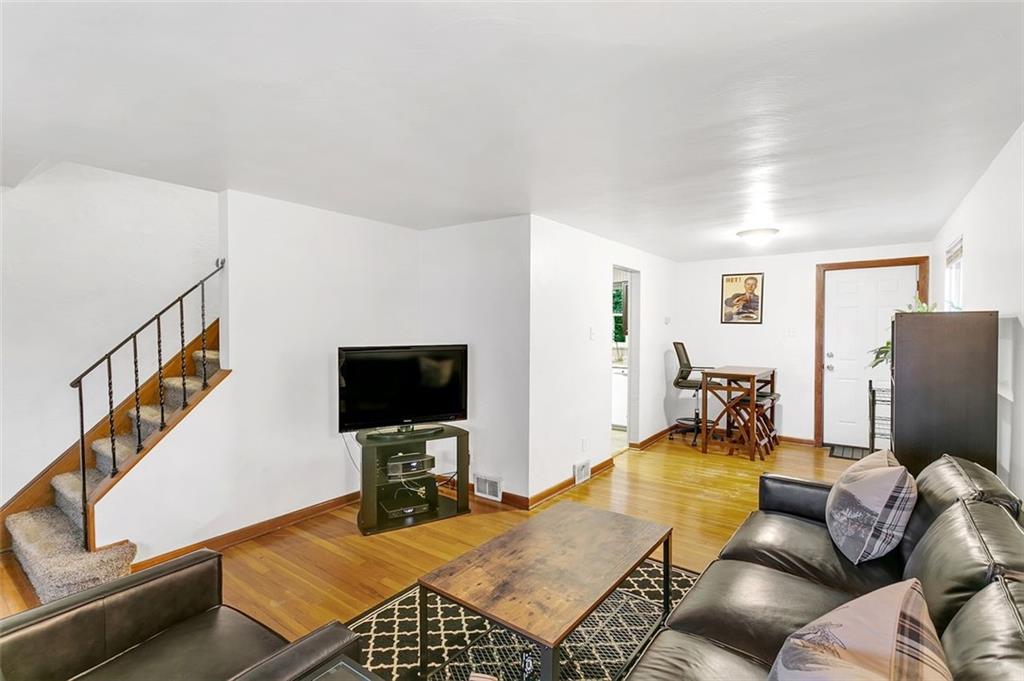 175 Spring Avenue Pittsburgh, PA 15202 - Photo 2 of 16 Gallery Image 2