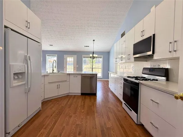 $2,500 | 2029 Manor Oak Lane, Buford, GA 30519