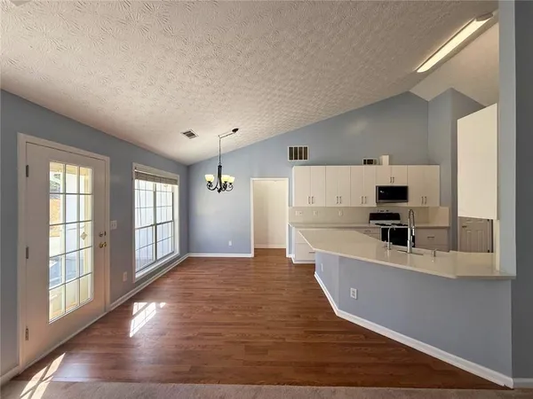 $2,500 | 2029 Manor Oak Lane, Buford, GA 30519