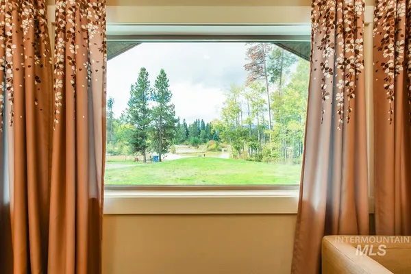 $2,390,000 | 467 Gold Fork Road, Donnelly, ID 83615