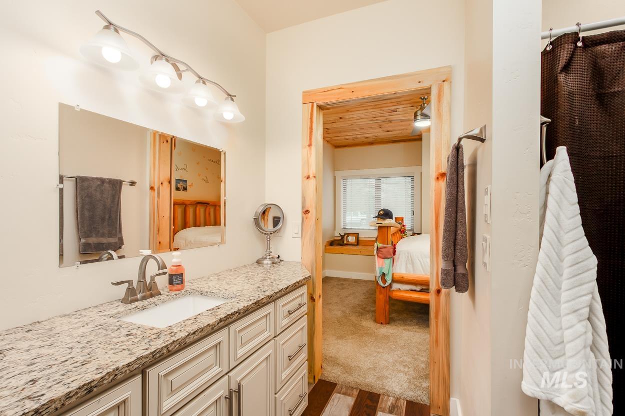 467 Gold Fork Road Donnelly, ID 83615 - Photo 15 of 50