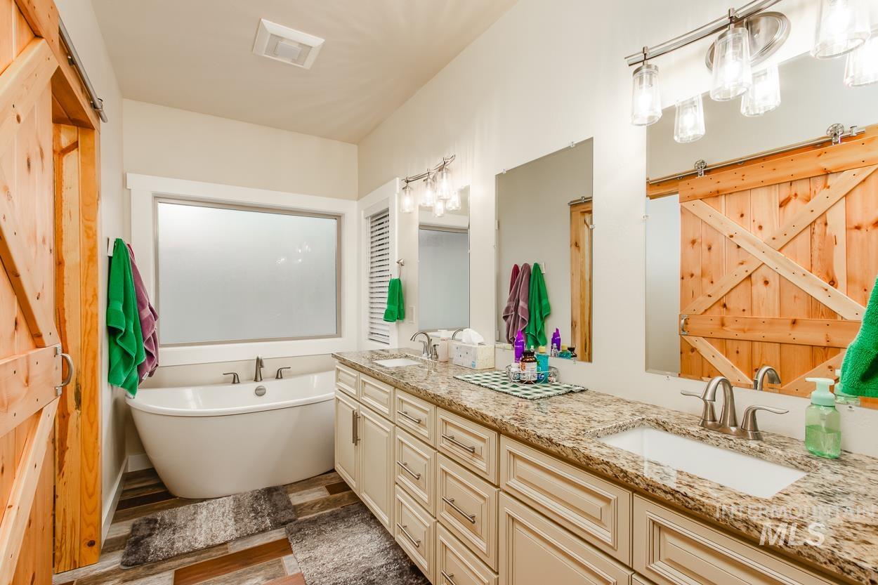 467 Gold Fork Road Donnelly, ID 83615 - Photo 27 of 50