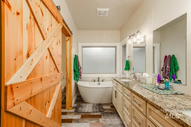 $2,390,000 | 467 Gold Fork Road, Donnelly, ID 83615