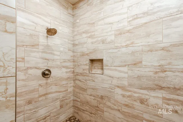 $2,390,000 | 467 Gold Fork Road, Donnelly, ID 83615