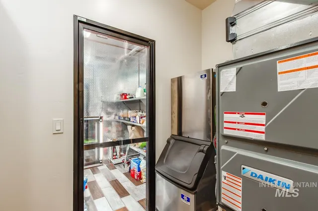 $2,390,000 | 467 Gold Fork Road, Donnelly, ID 83615