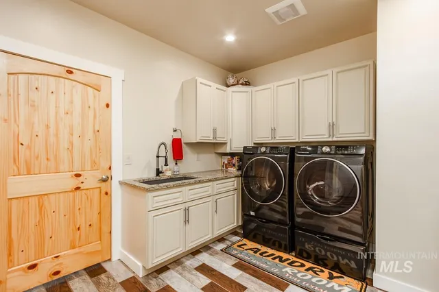 $2,390,000 | 467 Gold Fork Road, Donnelly, ID 83615