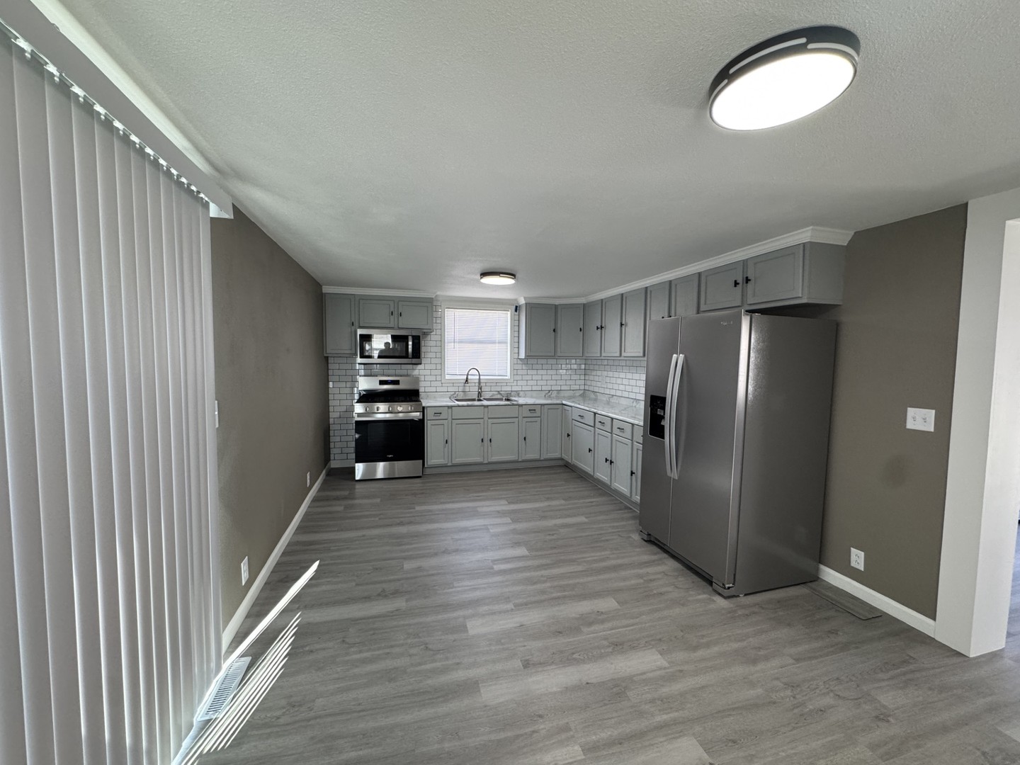 337 Whitney Avenue Kewanee, IL 61443 - Photo 8 of 18