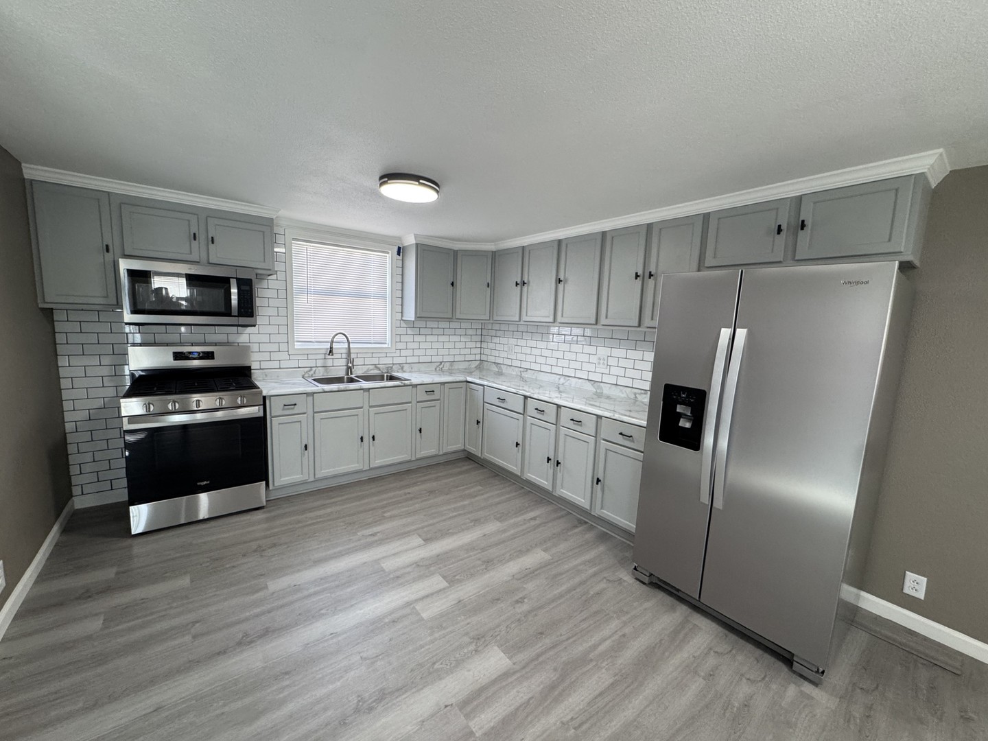 337 Whitney Avenue Kewanee, IL 61443 - Photo 9 of 18