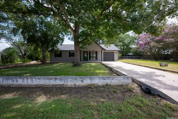 $283,000 | 107 Country Lane, Maxwell, TX 78656