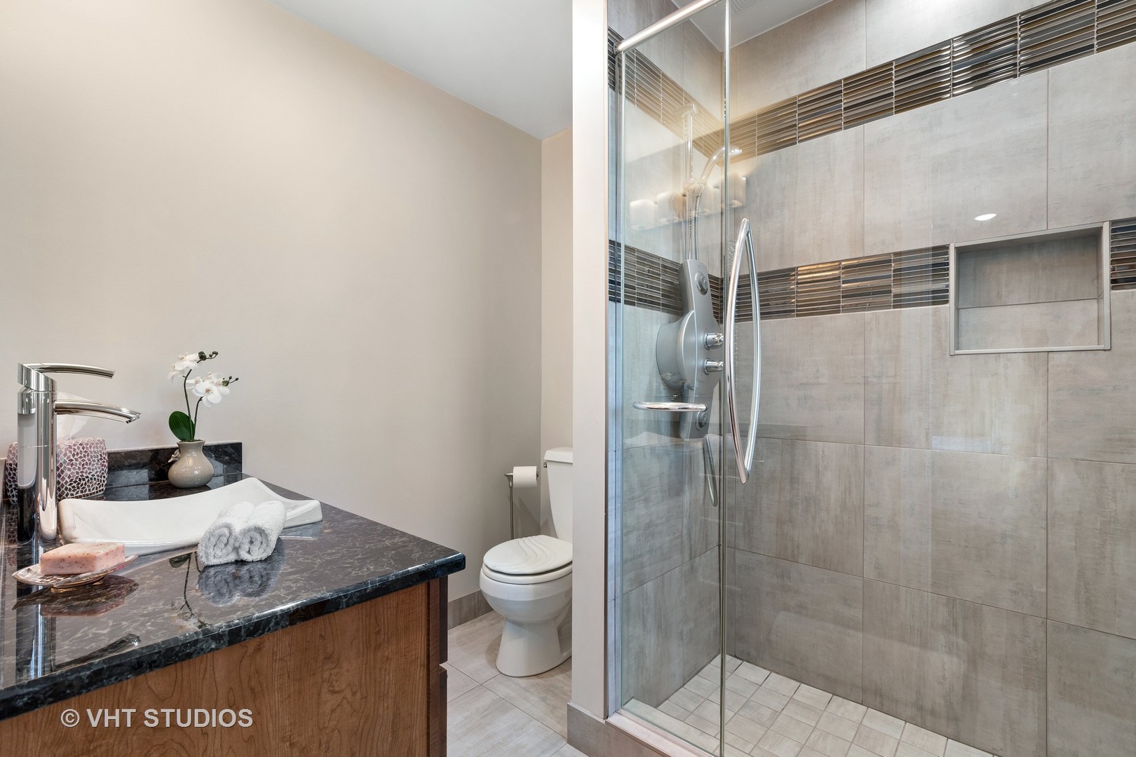 1116 Pfingsten Road Northbrook, IL 60062 - Photo 22 of 31