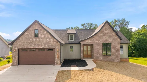$625,000 | 1060 Elk Crk Road, Forest, VA 24551