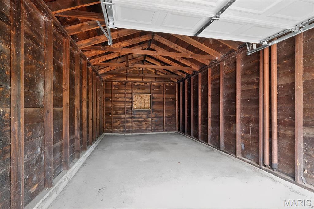 33 South Schlueter Avenue St. Louis, MO 63135 - Photo 22 of 32