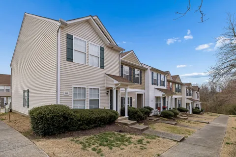 $259,999 | 1002 Halifax Lane, Antioch, TN 37013