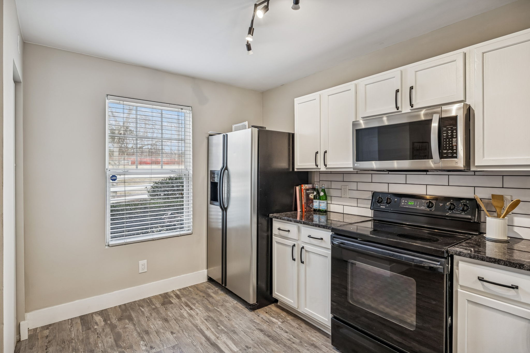 1002 Halifax Lane Antioch, TN 37013 - Photo 6 of 24