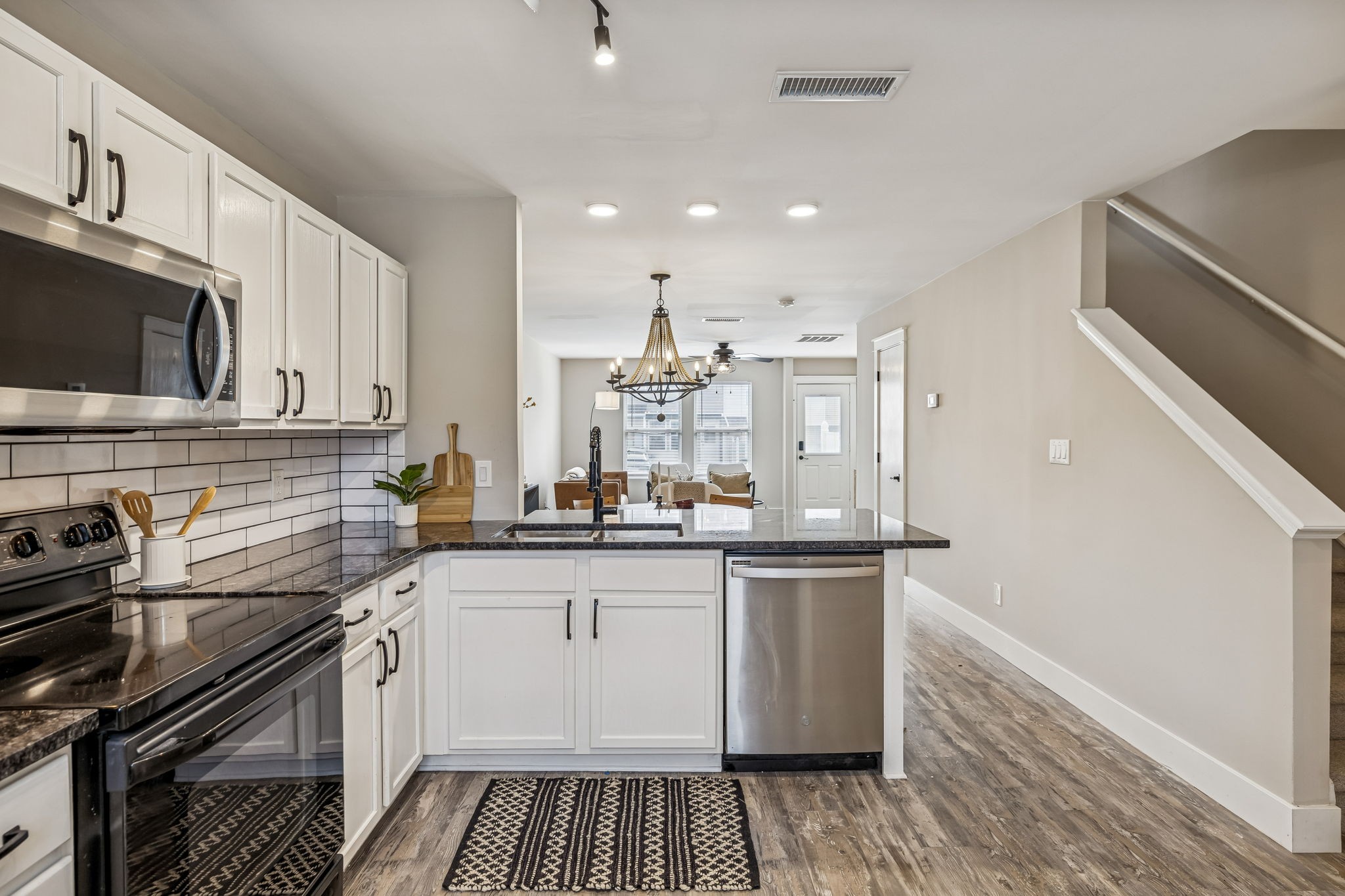 1002 Halifax Lane Antioch, TN 37013 - Photo 7 of 24