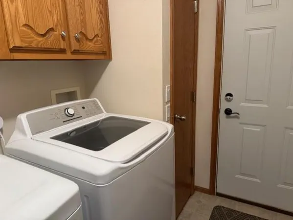 $290,000 | 8700 Rollin Sunset Drive, Winona, MN 55987