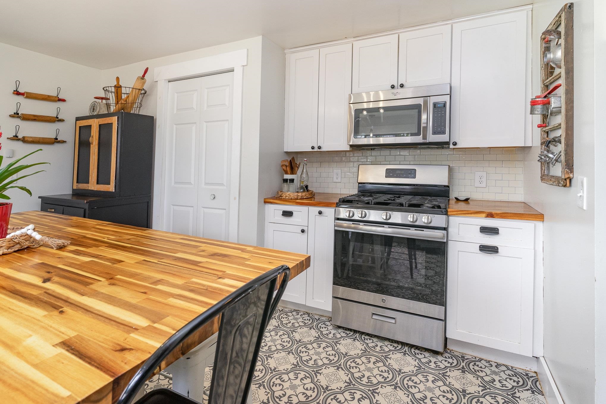 1273 South Garfield Road Auburn, MI 48611 - Photo 18 of 75 Gallery Image 18