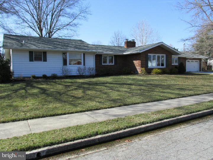 23 Meadow Road Pennsville, NJ 08070 - Photo 1 of 25 Exterior Front