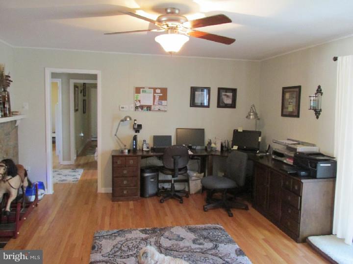 23 Meadow Road Pennsville, NJ 08070 - Photo 9 of 25 Office / Study