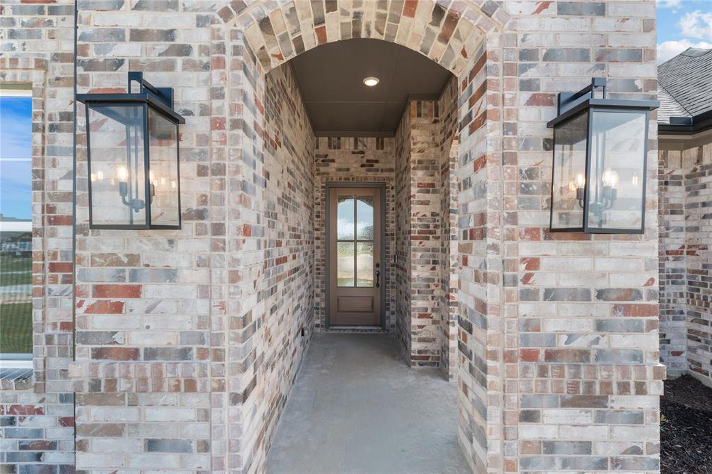 108 Emma Court Decatur, TX 76234 - Photo 2 of 29