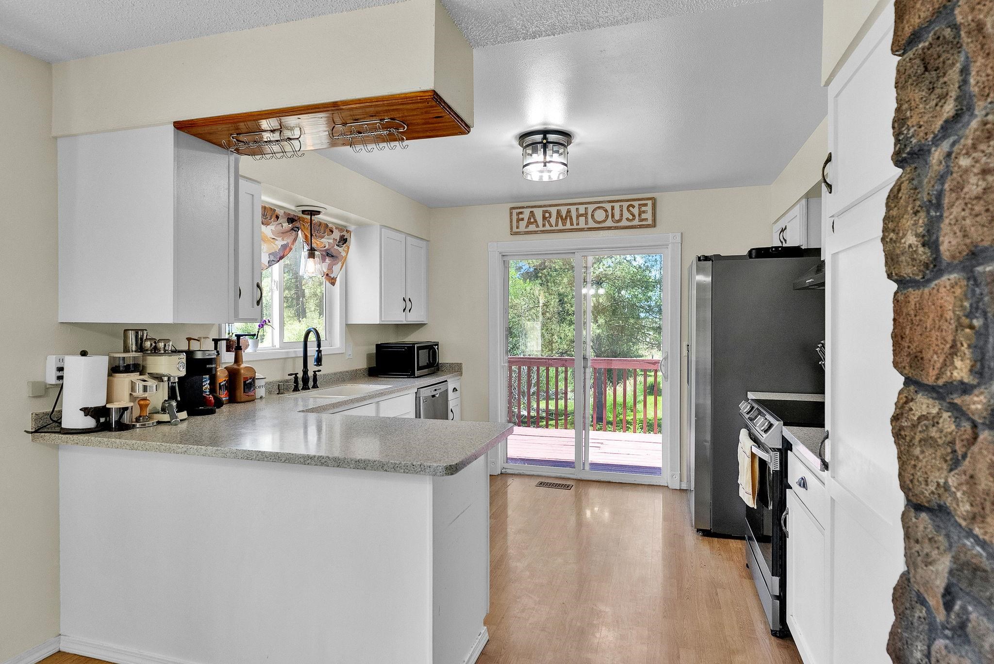 22417 West Malloy Prairie Road Cheney, WA 99004 - Photo 10 of 50