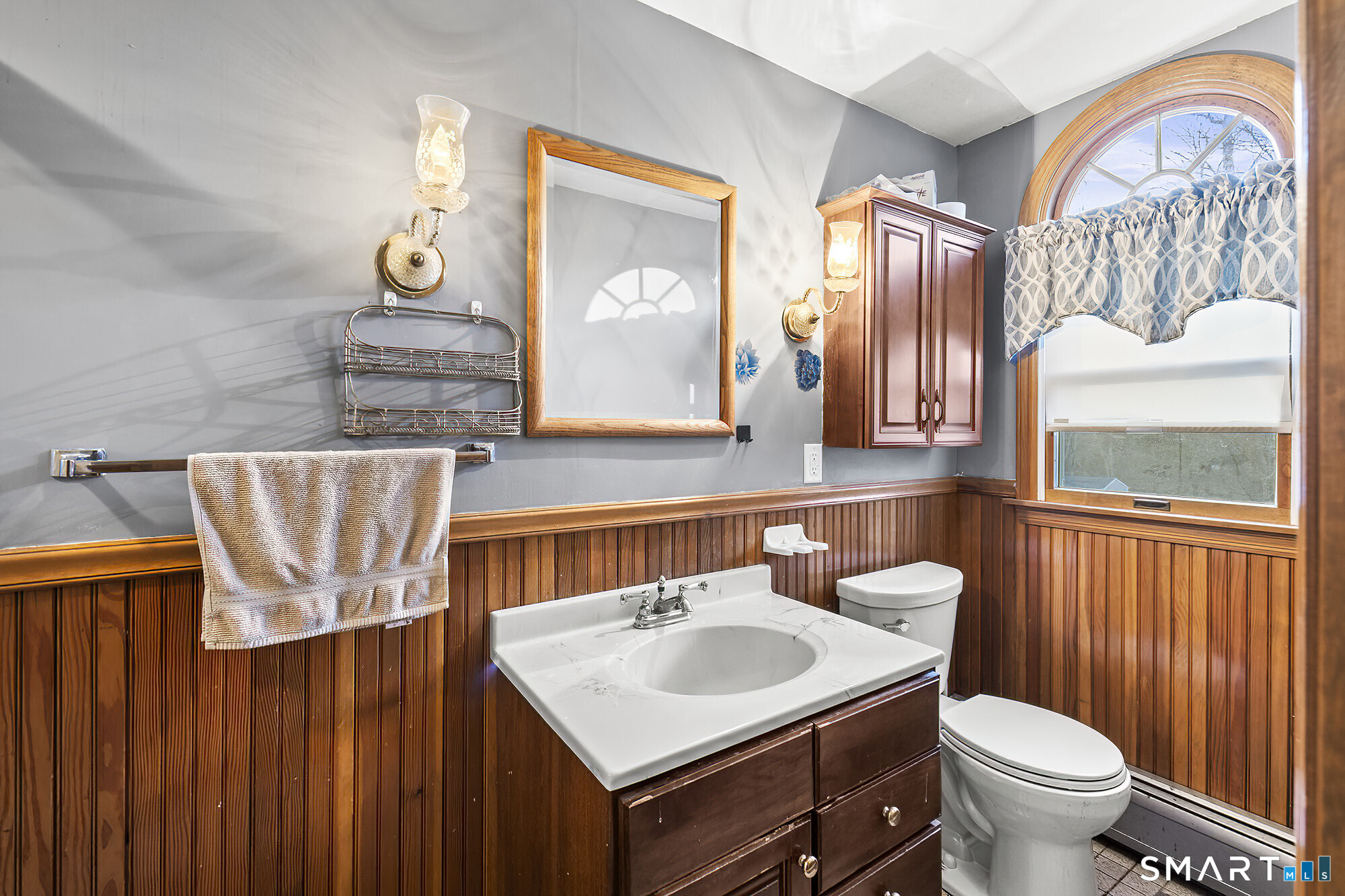 396 Walnut Tree Hill Road Shelton, CT 06484 - Photo 13 of 36