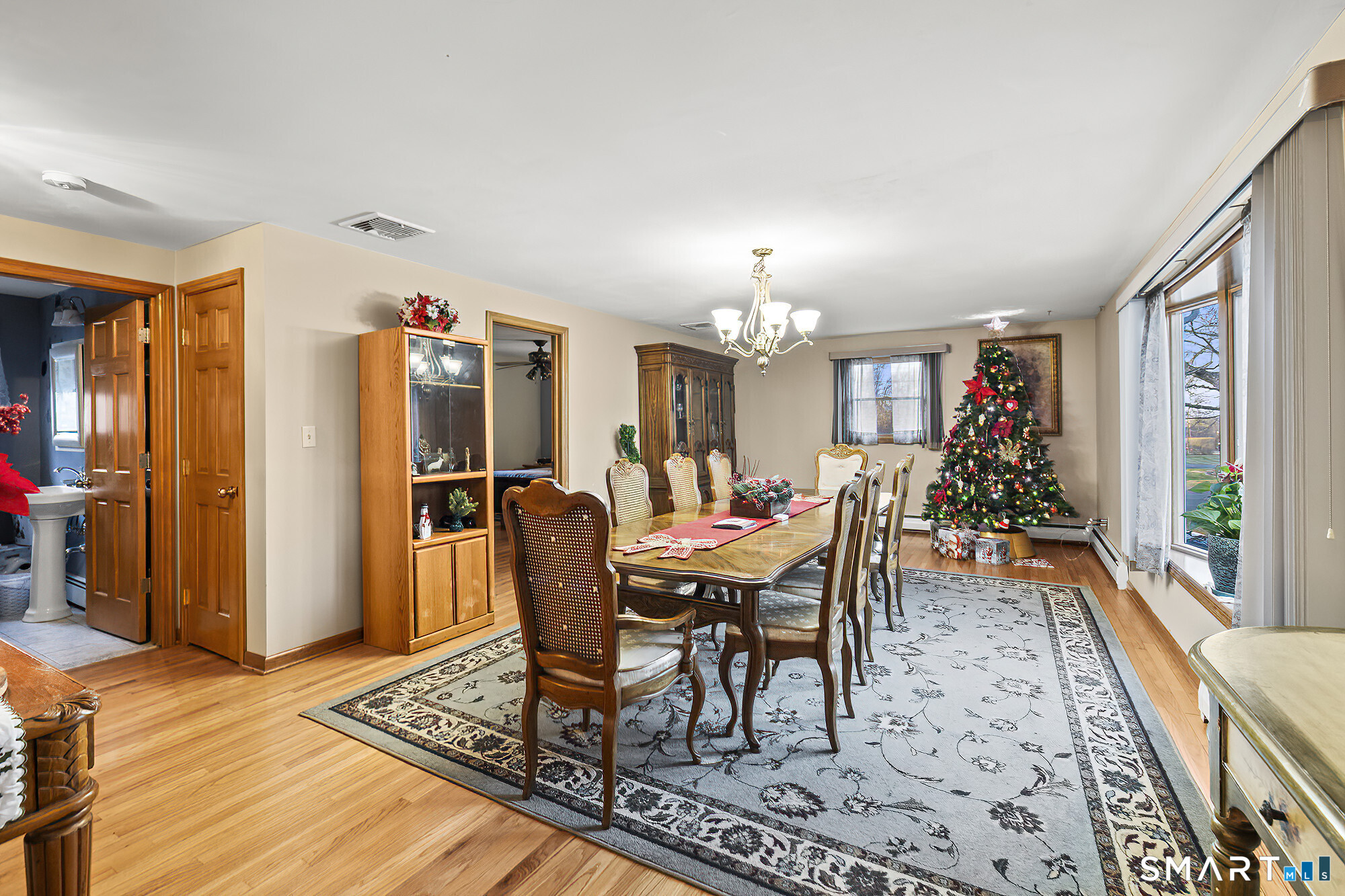 396 Walnut Tree Hill Road Shelton, CT 06484 - Photo 2 of 36