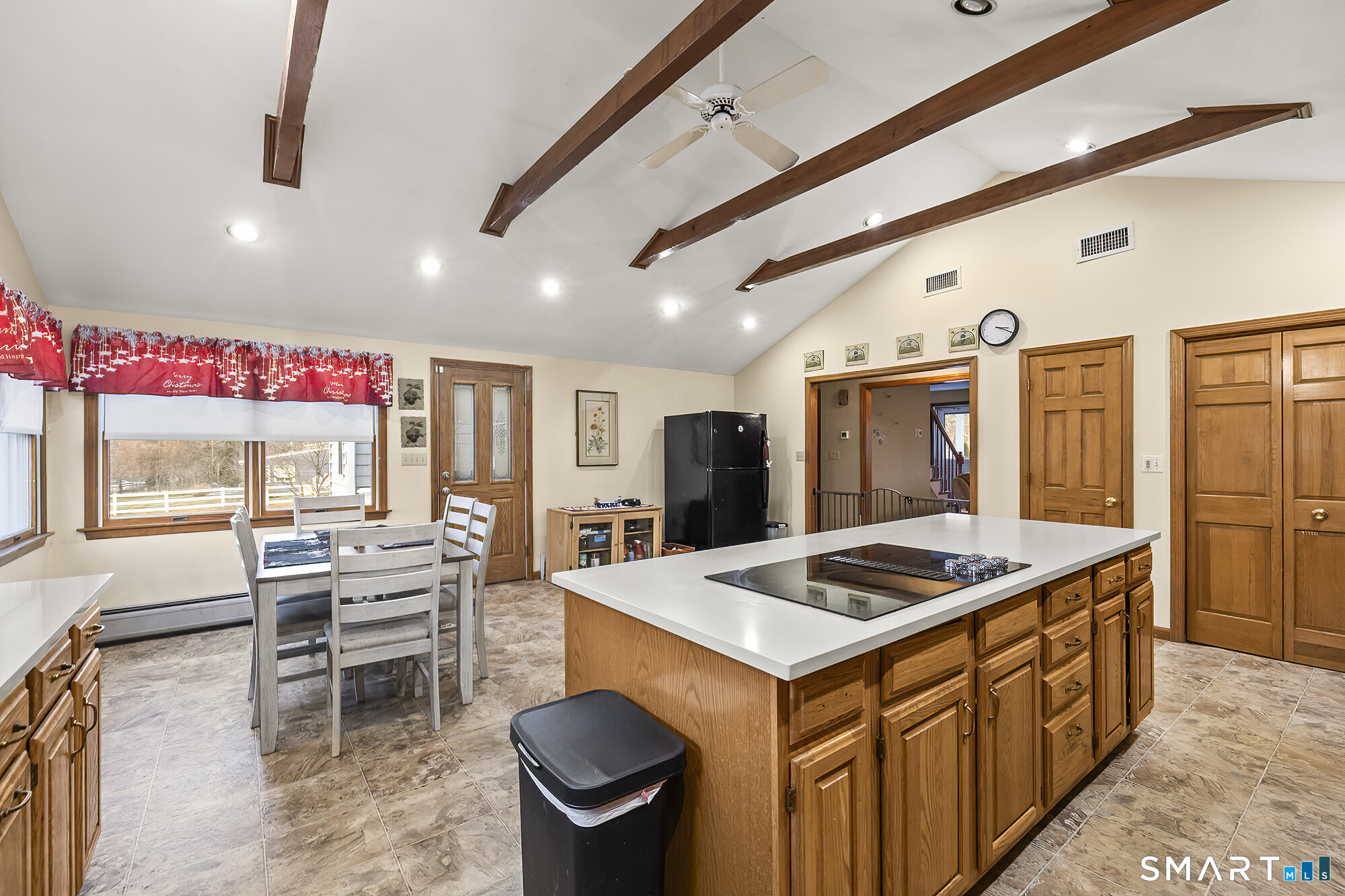 396 Walnut Tree Hill Road Shelton, CT 06484 - Photo 6 of 36